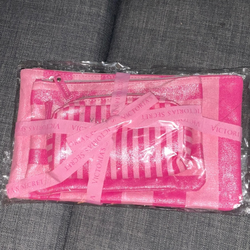 Victoria Secret Pouch Set
